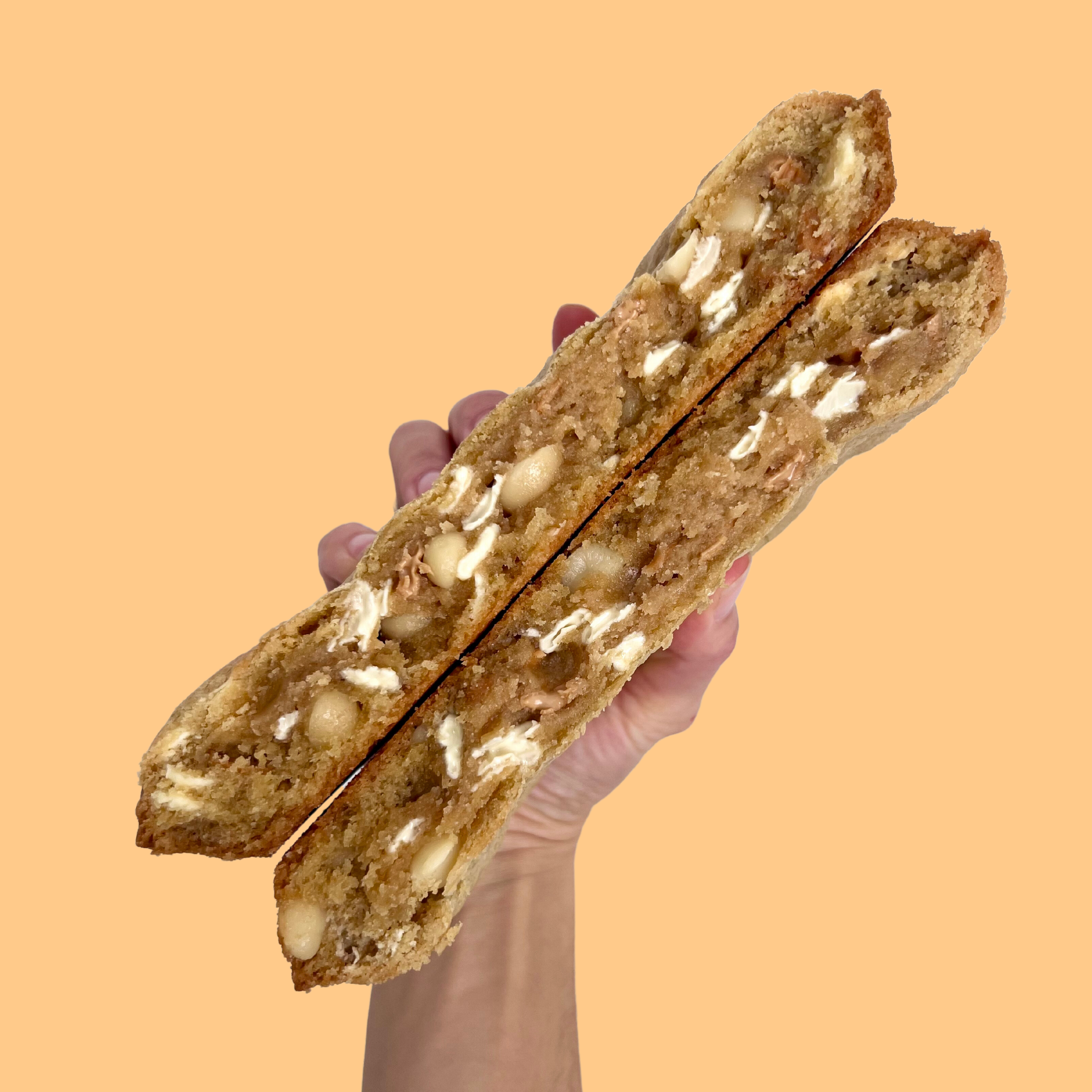 1 KG COOKIE - MACADAMIA WHITE CHOC